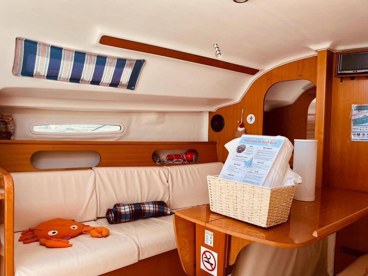 فندق Surfbird Cozy Sailboat Escape Lisboa المظهر الخارجي الصورة